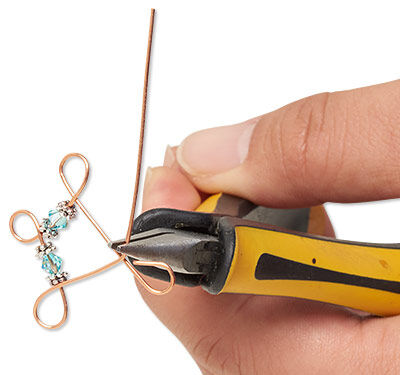 Pliers bending beaded wire